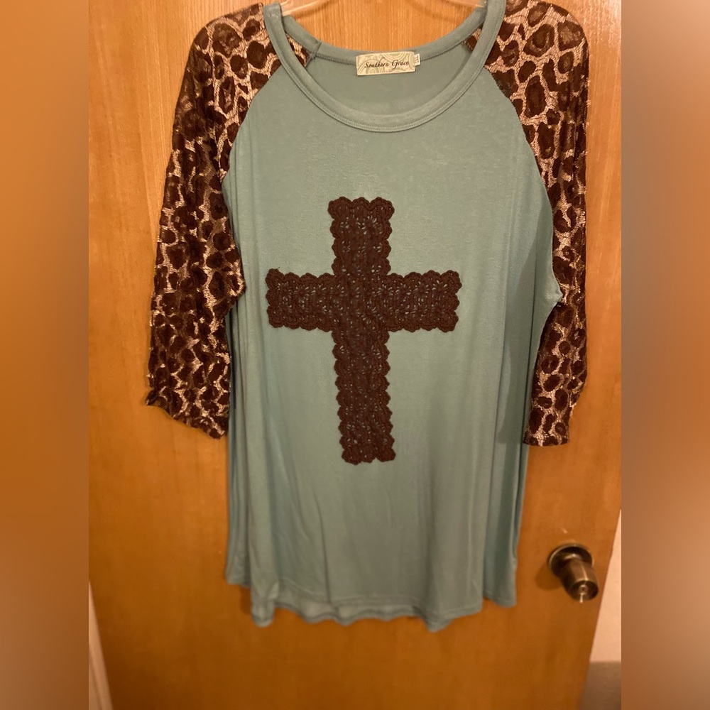Ladies size 2X top